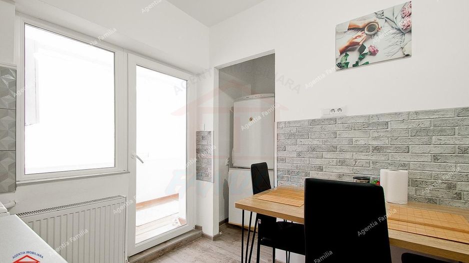 Apartament cu 2 camere de închiriat – Centru | 550 €/lună - Poză 1