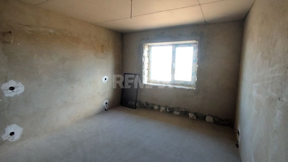 CASĂ CU 2 NIVELE – 136 m² | 4 DORMITOARE | 7 ARI ANENII NOI - Poză 13