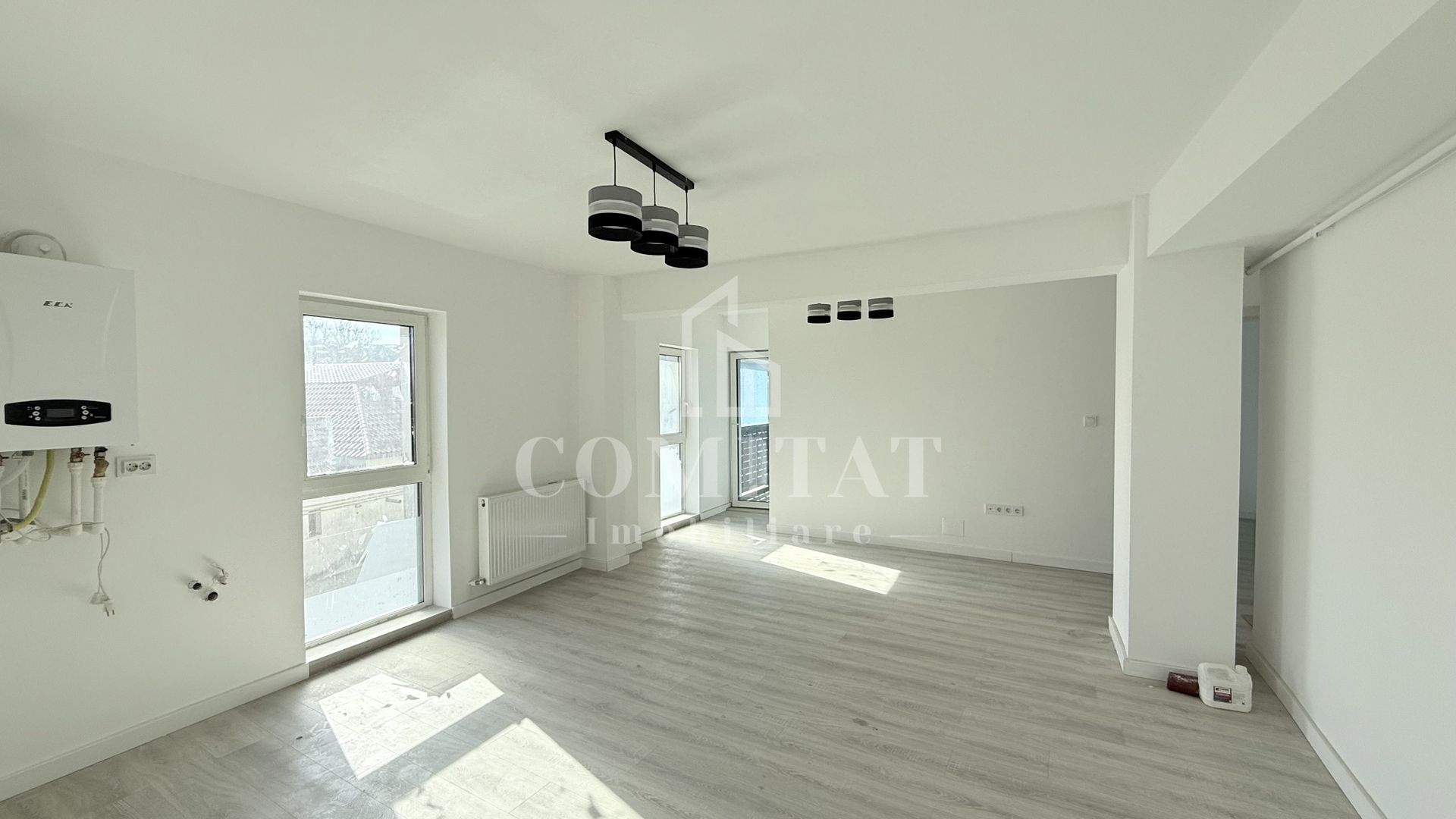 Preț excelent | Apartament cu 3 camere, 2 băi  | Dâmbul Rotund - Poză 2