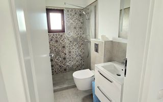 ​Casă 3 camere, 2 băi, curte generoasă 471 mp - Complex Luna, Balotești - Poză 6