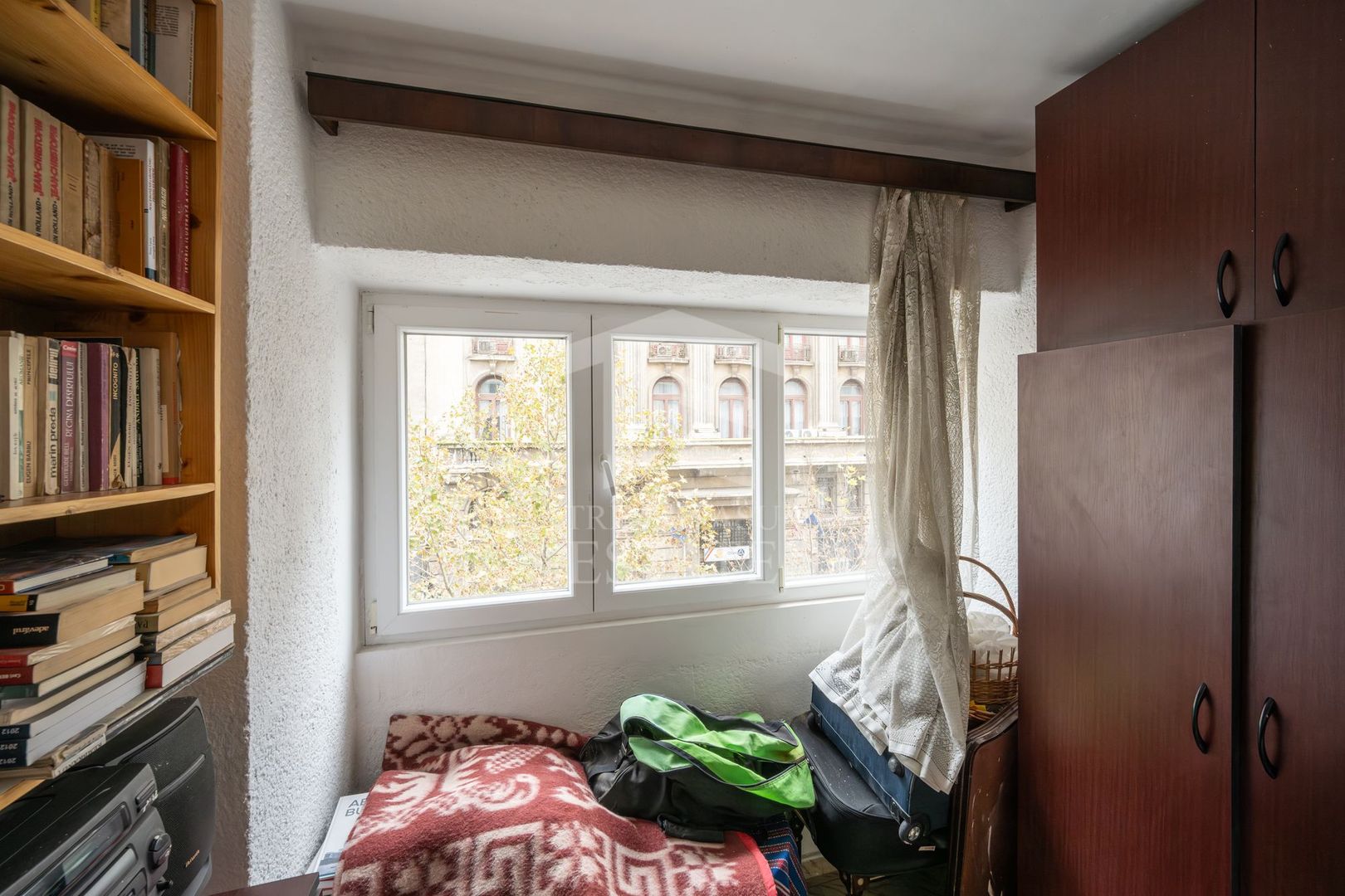 Oportunitate! Apartament 4 Camere 1 Minut Metrou Universitate - Poză 27