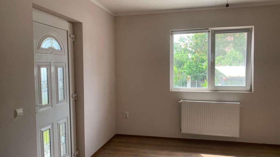 Duplex spațios, 200 mp utili, teren 700 mp, în vatra veche din Moșnița - Poză 4