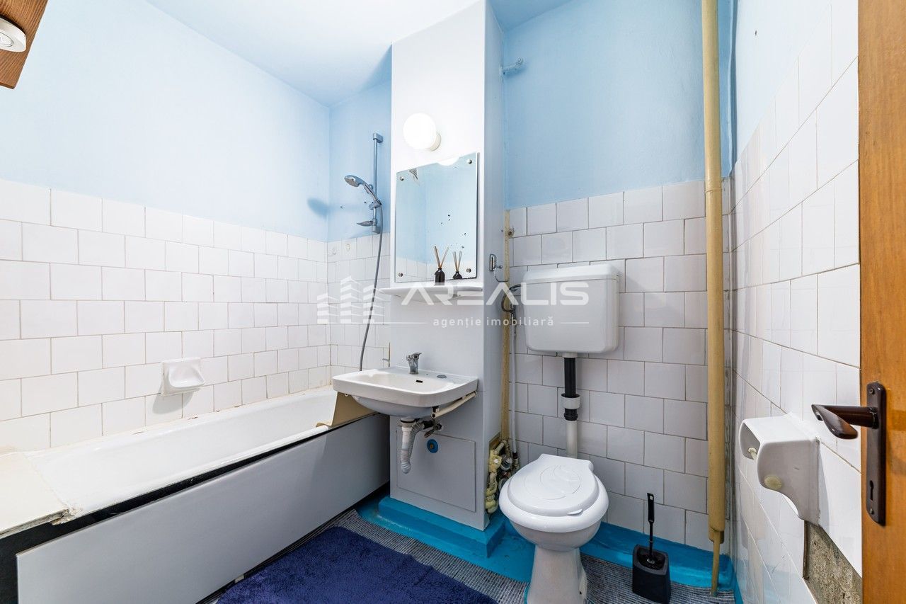 VÂNDUT!!! Apartament spațios cu 3 camere, zona Polivalentă - Poză 13