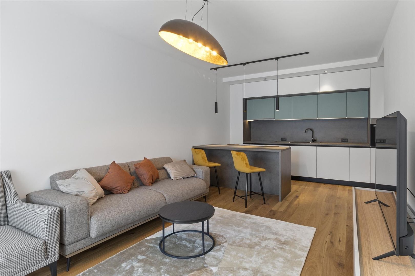 Apartament 25 cam Premium Central | Parcare Subterana si Utilitati incluse - Poză 10