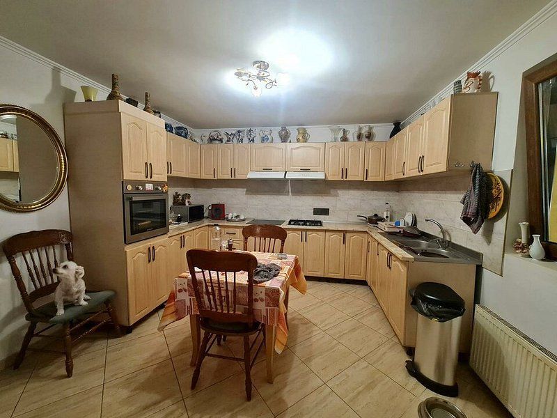 Vila noua, parter + mansarda -  la 10 minute de Galati - Sendreni - Poză 11