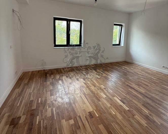Vanzare | Vila Consolidata | Renovata | 2024 | 257 mp utili | Superba - Poză 7