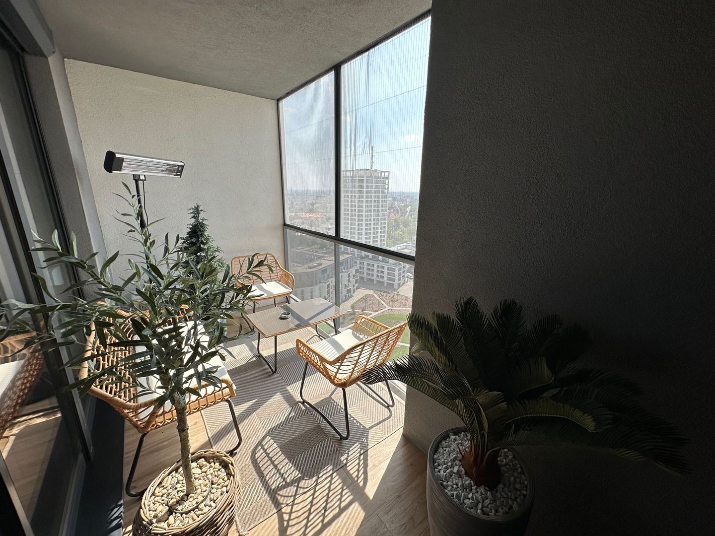 Apartament 3 camere la ISHO - Poză 17