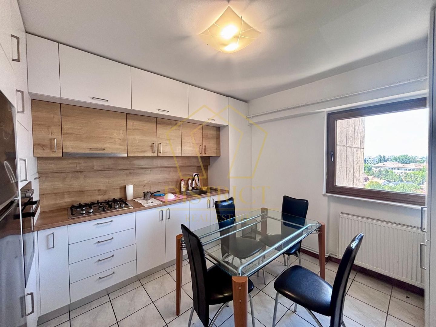 Apartament spatios cu 4 camere si terasa | Modern - Poză 5