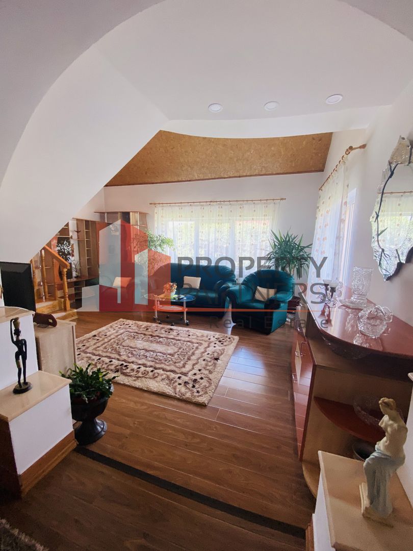 Casa deosebita Ghimbav - Poză 16