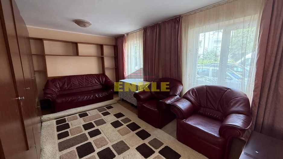 Apartament de vânzare cu 3 camere – Zona Bulevard - Poză 1