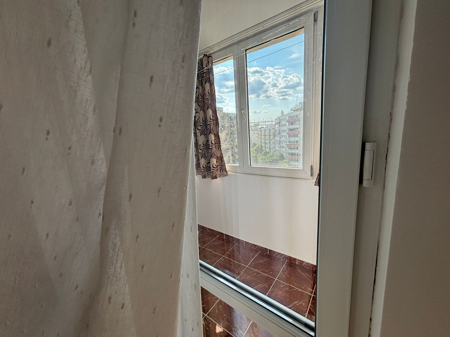 Apartament 2 camere modern, aproape de Mega Mall si metrou - Poză 7