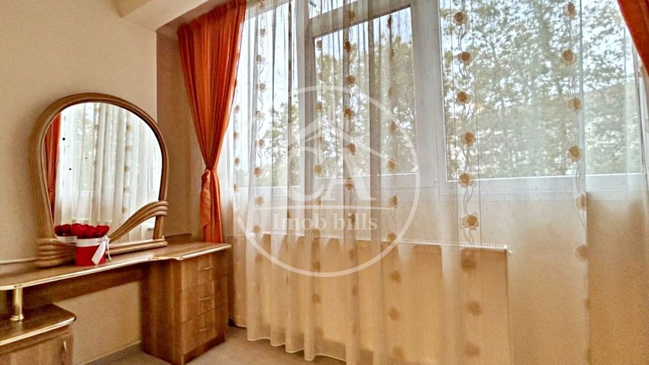 Apartament cu 3 camere de închiriat in zona Rogerius , Oradea - Poză 11