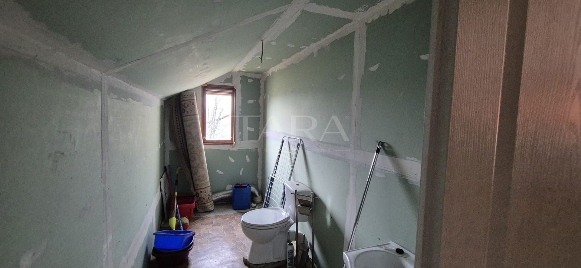Casa de vacanta cu teren generos  Campenesti - Poză 5