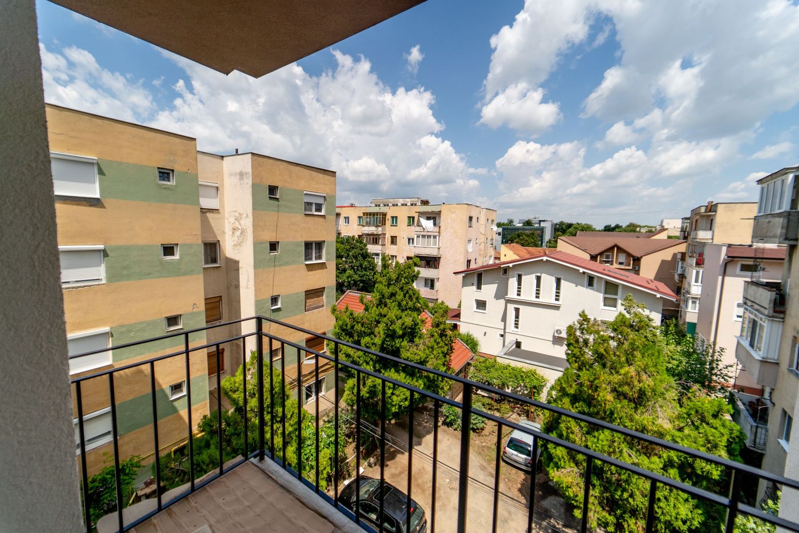 Apartament modern, pe str Tudor Vladimirescu Arad - Poză 5