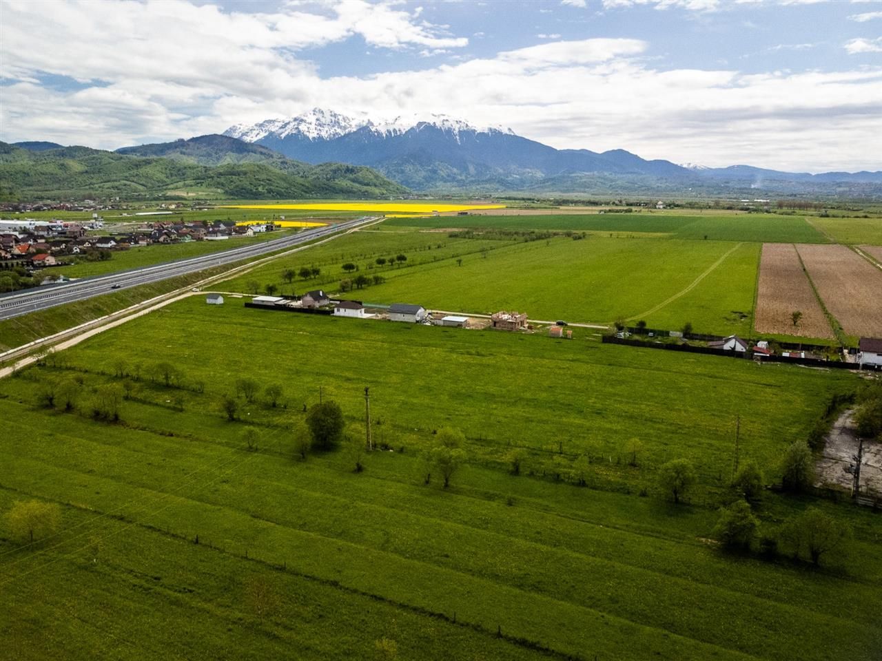 Teren intravilan, pe 2.623mp, zona de case, Rasnov, Brasov - Poză 6