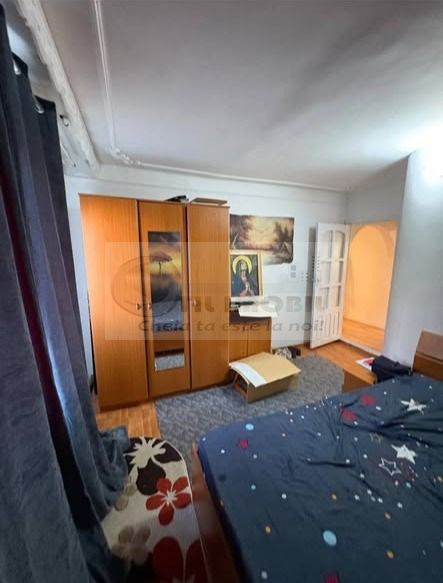 Apartament 2 camere decomandat zona Cug - 106.000 Euro - Poză 1