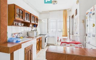 Apartament decomandat cu 2 camere în Aradul Nou - Poză 8