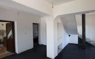 Cumpana Spațiu și curte generoasă! Casa familiei tale! - Poză 14