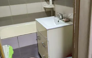 Pantelimon langa liceul teoretic Lucian Blaga - Poză 13