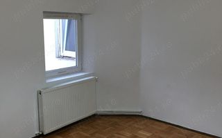 apartament 3 camere decomandate la curte (et.1), zona Dacia-Mosilor. pret 380 euro - Poză 4