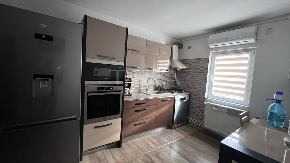 Apartament decomandat cu 3 camere, ideal pentru familie – Mărăști. - Poză 2