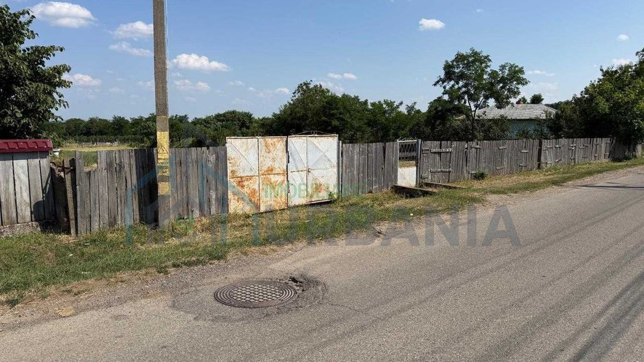 Teren intravilan 2735 mp, Bosteni Pascani, deschidere 32 m - Poză 5