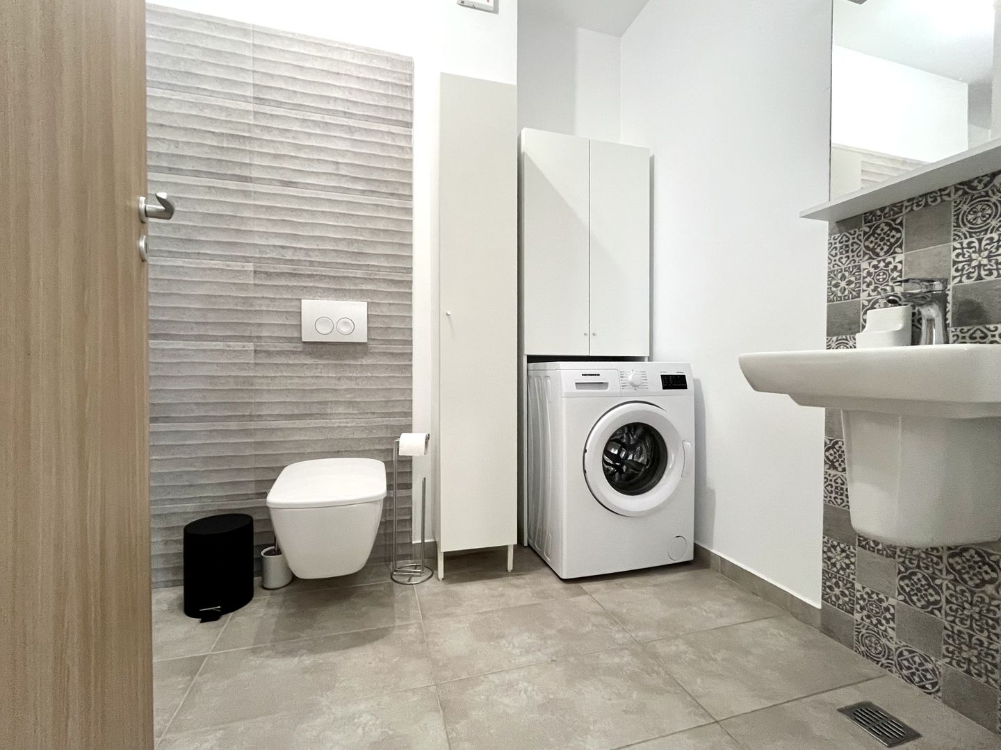 2 camere | vibrant si primitor| XCITY TOWER| zona Iulius Town - Poză 16