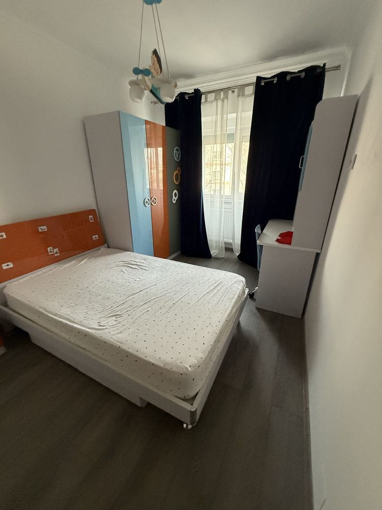 Apartament 3 camere Piata Centrala et 2,renovat toatal - Poză 7