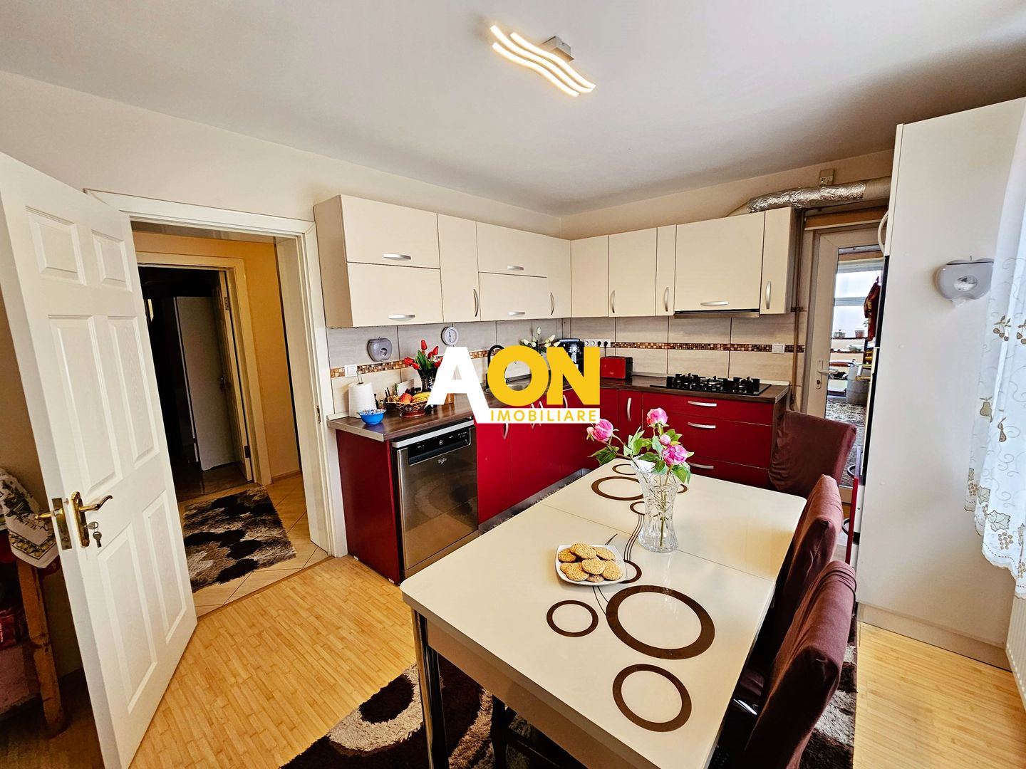 Casa 4 camere, Cetate, amplasament premium, 295 mp teren - Poză 7