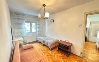 Apartament-4 camere- etaj 3- - Poză 1