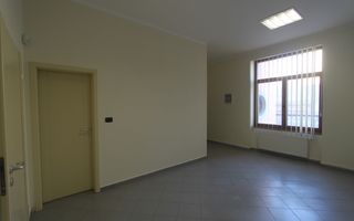 Birouri în vila - zona Balcescu - Poză 12