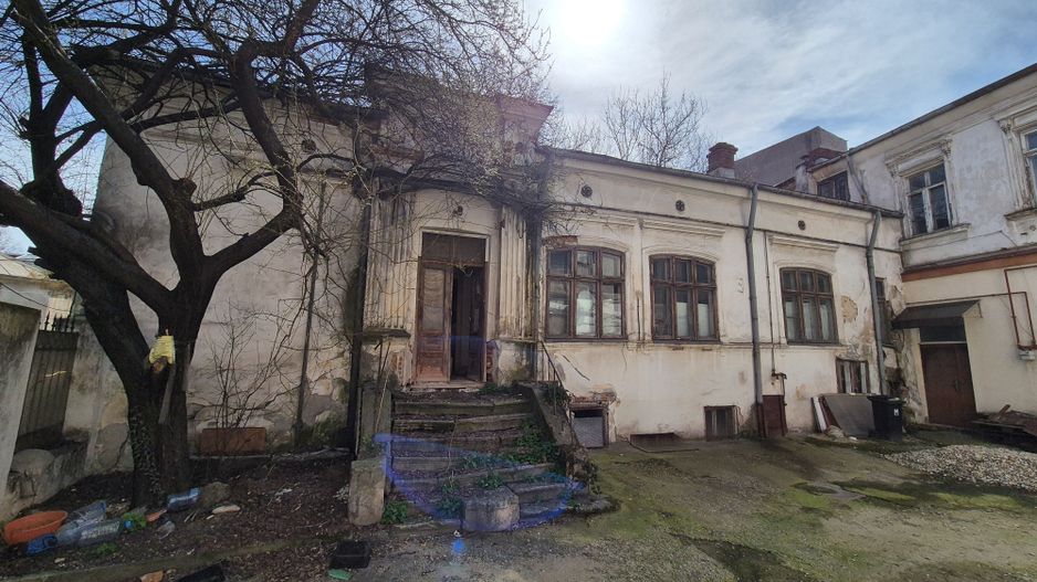 Casa P+S - 203,35 mp - Unirii - Poză 1