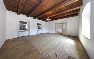 Casă Săsească Autentică cu Șură Impresionantă în Cristian – Teren 2729mp - Poză 18