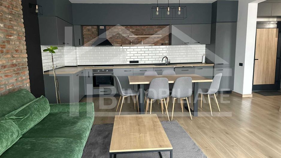 Apartament cu 3 camere, 90mp, decomandat, parcare, Zona Centrala - Poză 2
