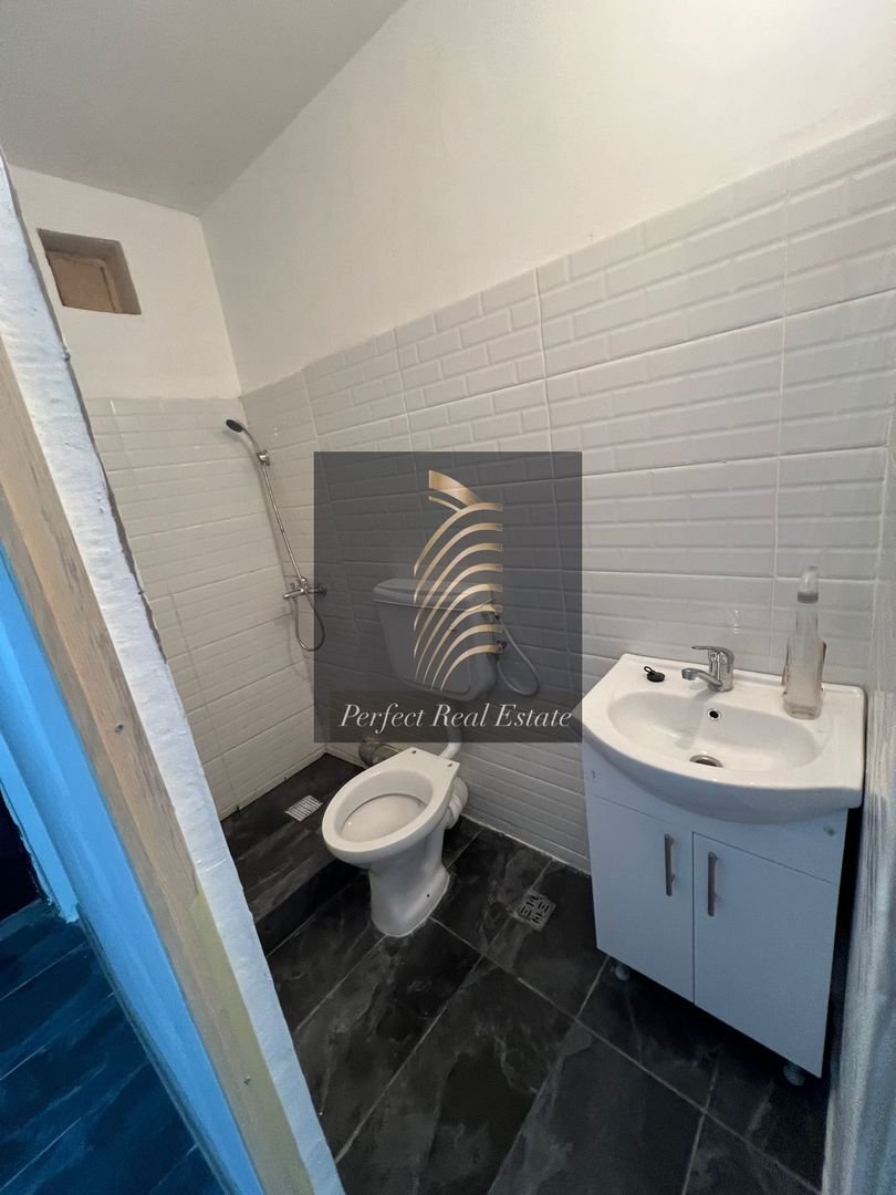 Garsonieră renovată – Zona CET, aproape de piață – Etaj 1/4 – 31000€ - Poză 3