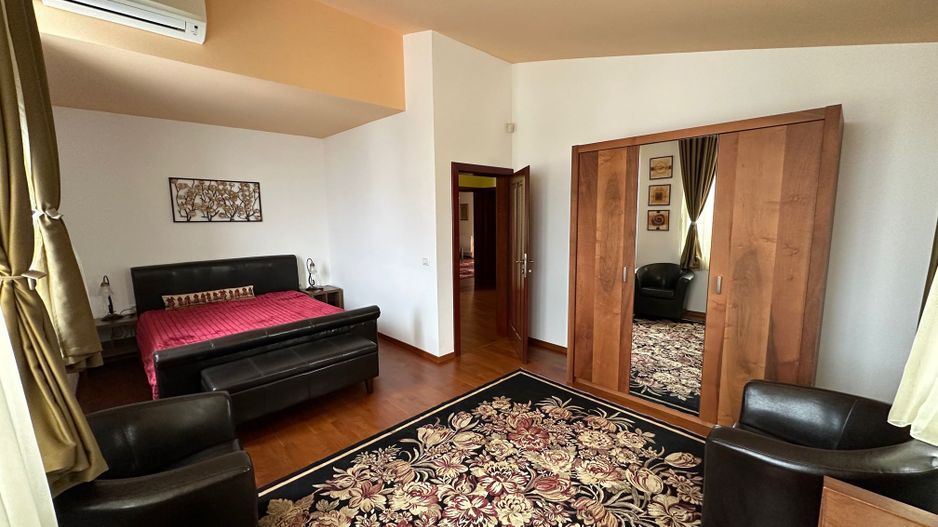 Casa calduroasa și primitoare  Dumbravita - Parc Primărie - Poză 11