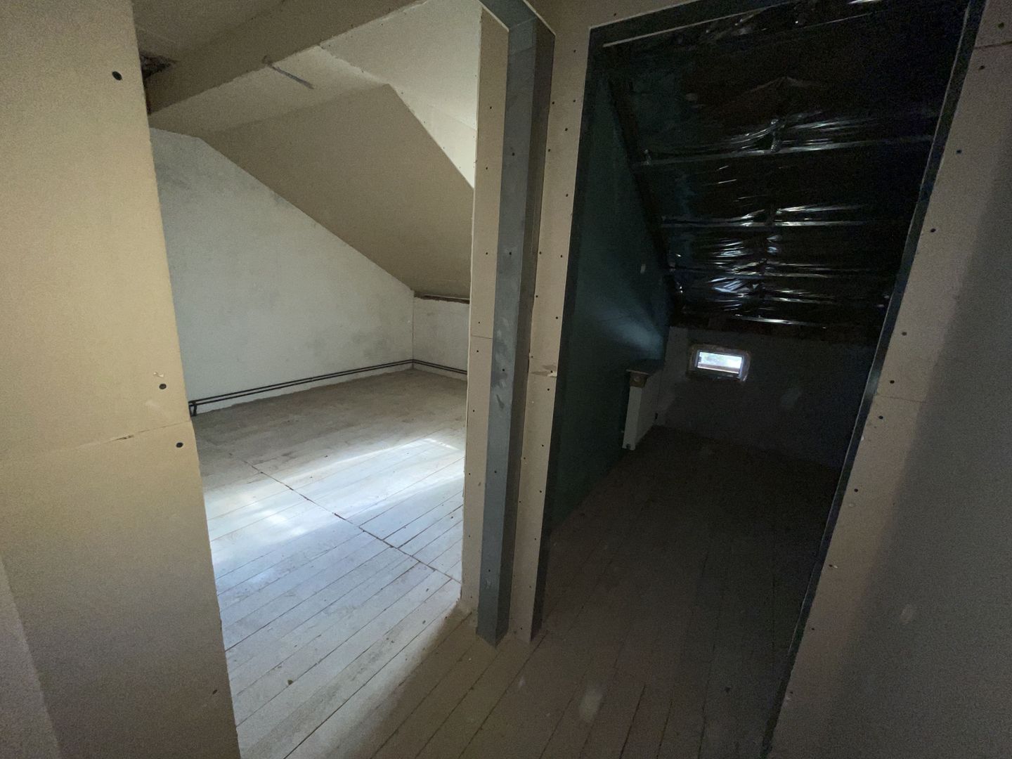 Casă semifinisată în Poienița - Poză 15