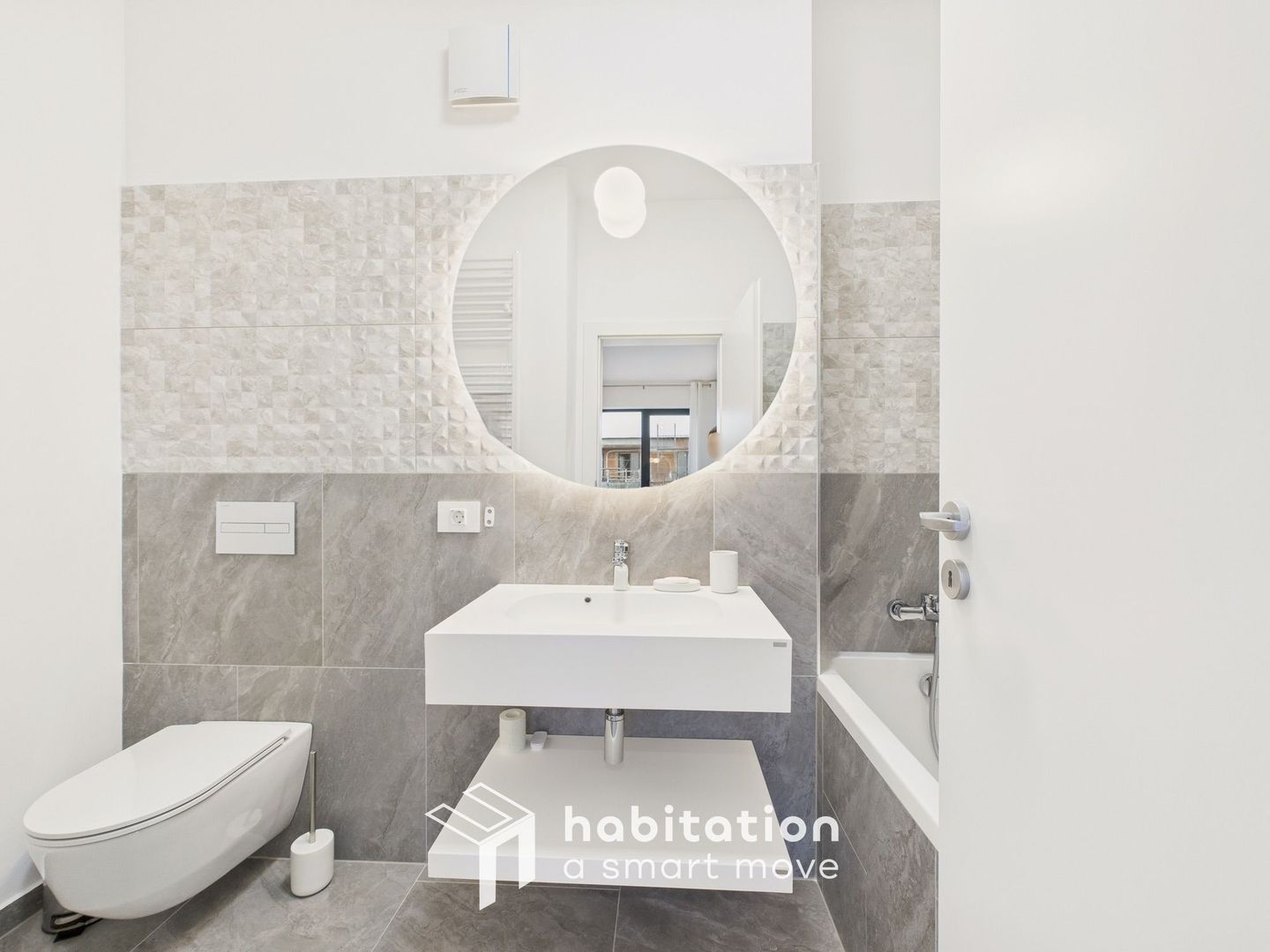 Apartament 3 camere, terasa spatioasa, zona Centralǎ - complex Paltim - Poză 21