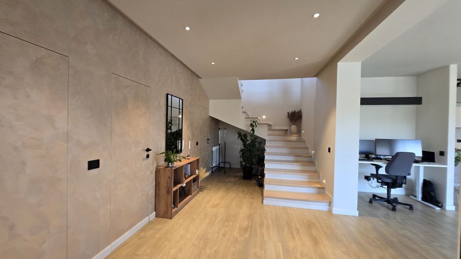 Casa noua 151mp curte 1000m Frumusani mobilata lux -langa Lac/Primarie - Poză 5