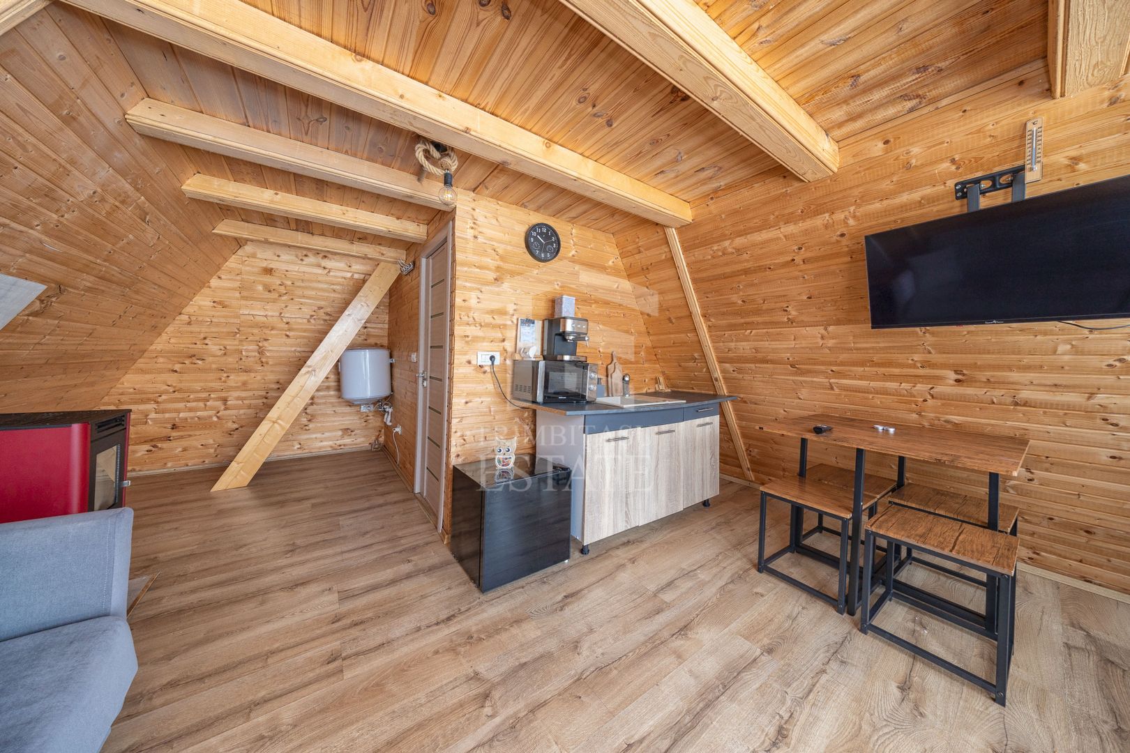 Fundata | Teren de vanzare | 7,656 mp + Cabane tip A Frame - Poză 11