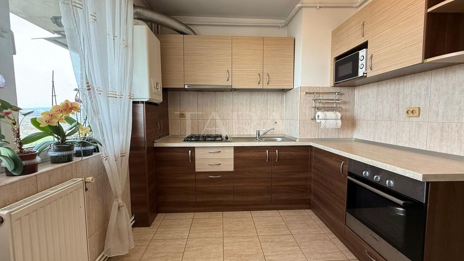 EXCLUSIVITATE. Zona Transylvania College, Iulius Mall. - Poză 3