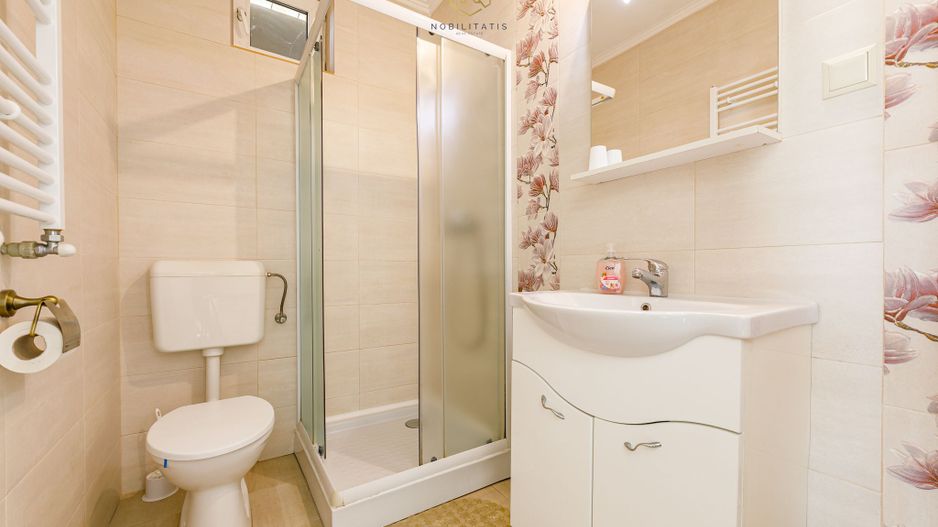 Proprietatea ideala pentru investiție, spații generoase, teren 1.200mp - Poză 21