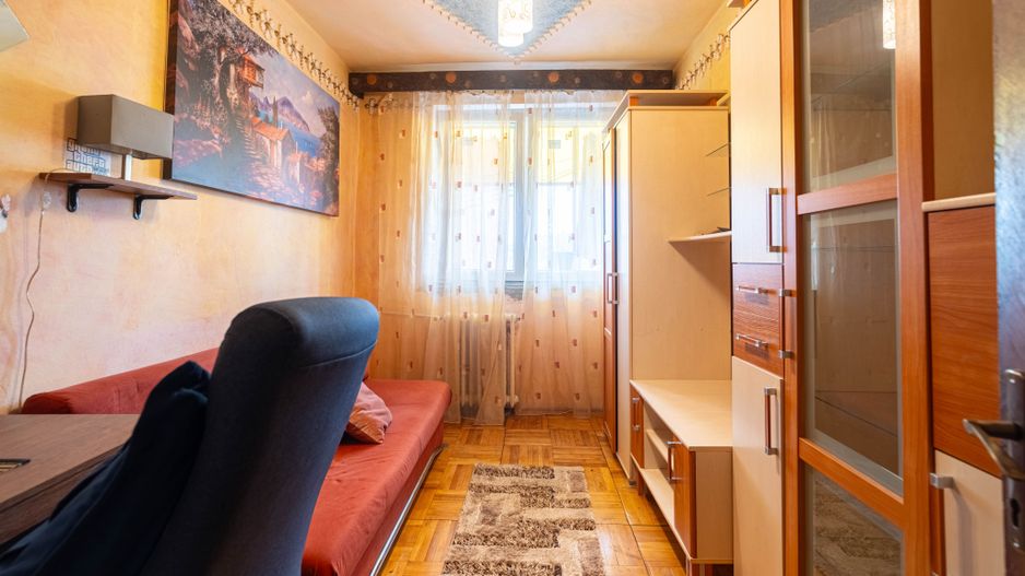 Apartament 4 camere decomandat - bvd. Revolutiei - COMISION 0 - Poză 3