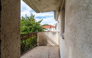 Alfa | 2 camere | 54 mp | balcon | renovare completă