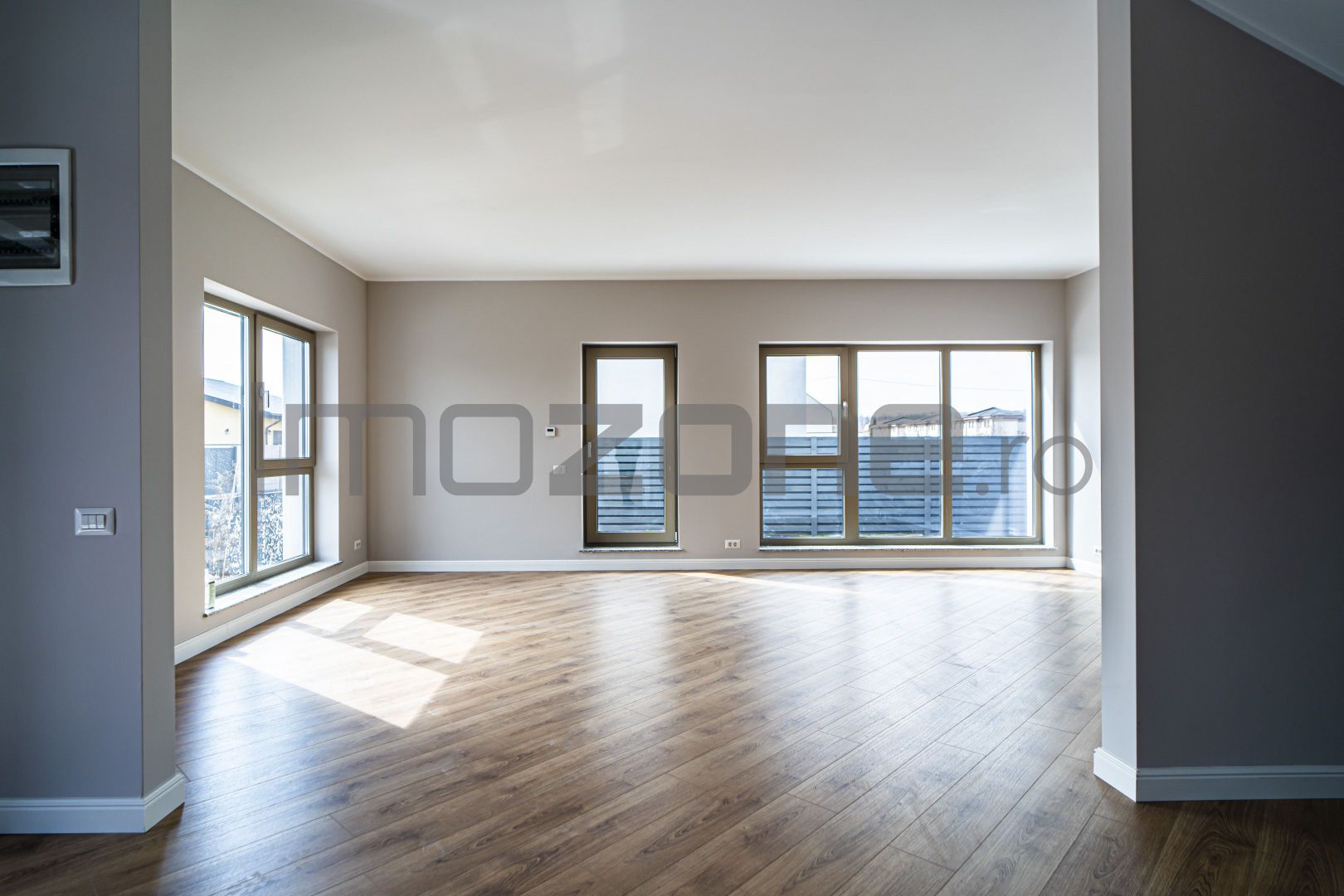 Casa individuala 5 camere / Finisaje Deosebite / Otopeni / Mutare Imediata - Poză 7