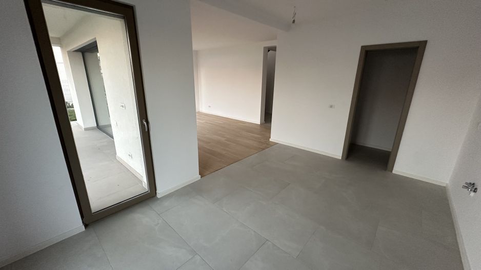 Casa cu 4 camere - Dumbravita - Poză 17