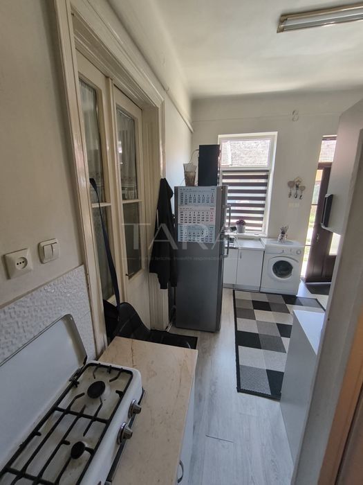 Apartament cu pivniță, mansardă și teren în curte comună. Central Cluj - Poză 5