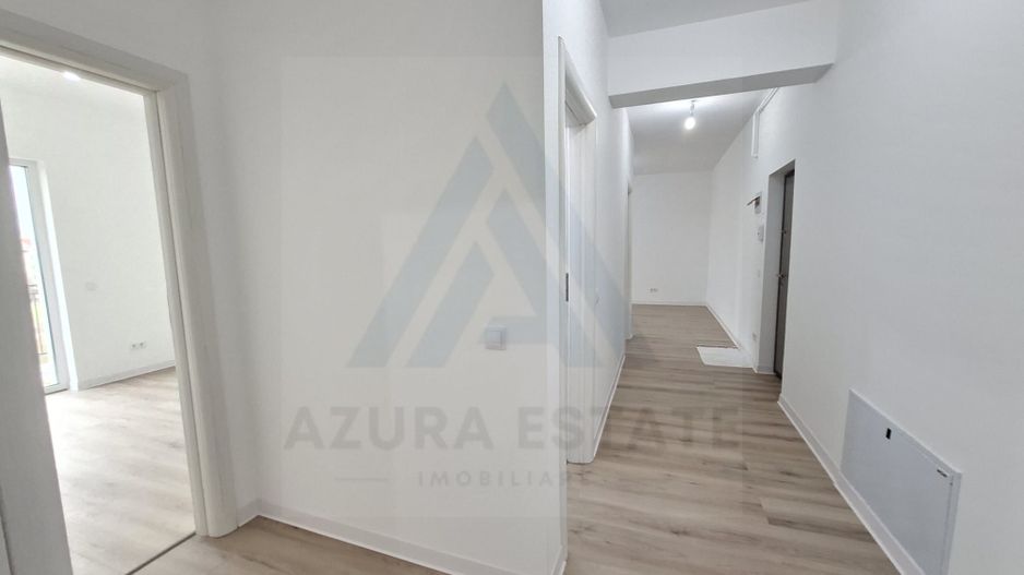 Apartament 3 camere 2 bai terasa curte si 2 locuri de parcare Selimbar - Poză 1