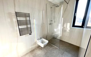 APARTAMENT DEOSEBIT CU 3 CAMERE LA VANZARE CU VEDERE LA LAC - Poză 6