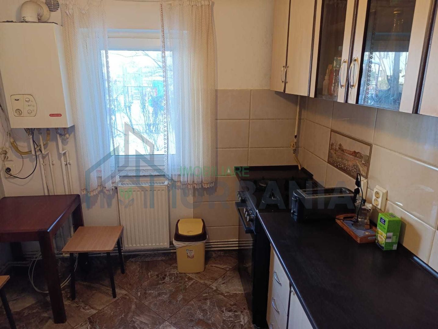 Camera apartament disponibila, zona Nicolina (Frumoasa) - Poză 4